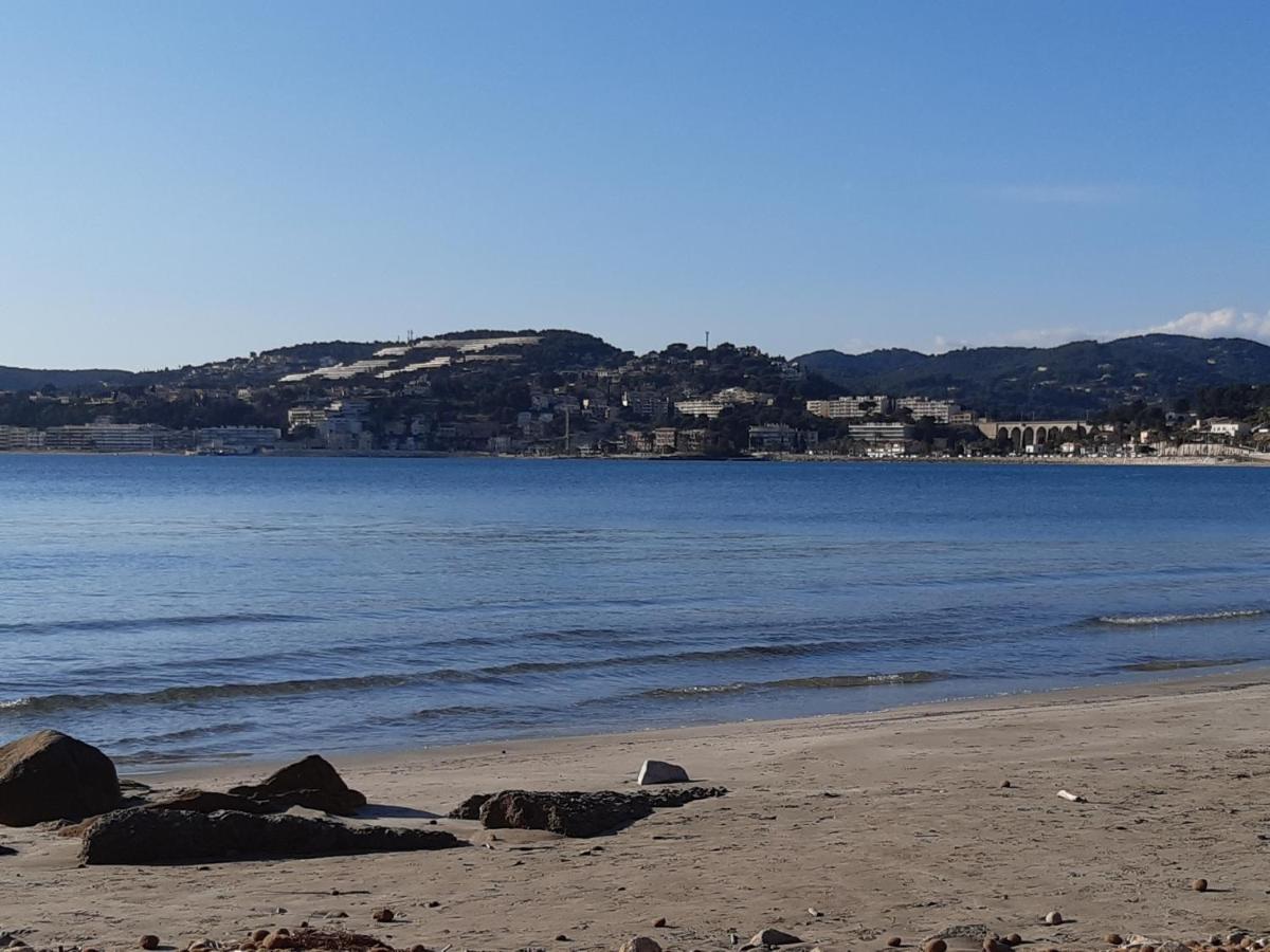 Sanary Bandol Plein Sud Apartment Luaran gambar